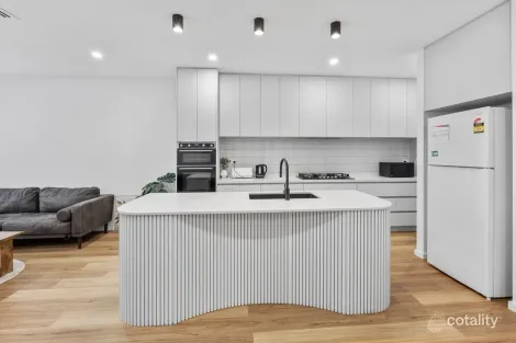 Property photo of 70 Darwinia Drive Mickleham VIC 3064