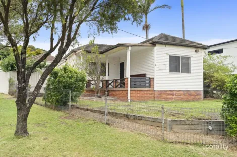 6 Daisy St, Roselands, NSW 2196