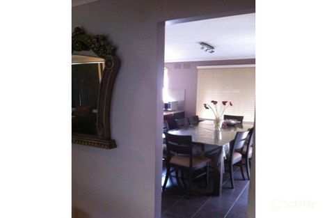 Property photo of 2 Tully Court Werribee VIC 3030