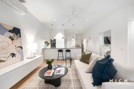 Property photo of 2017/199 William Street Melbourne VIC 3000