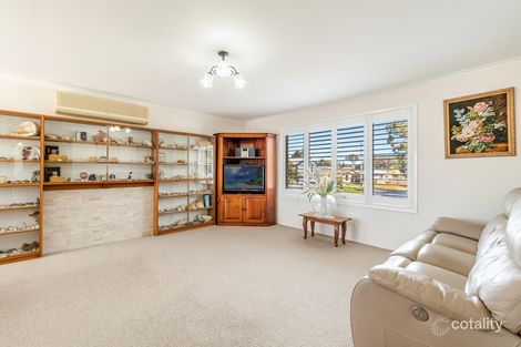 60 Coonawarra Ct, Yamba, NSW 2464