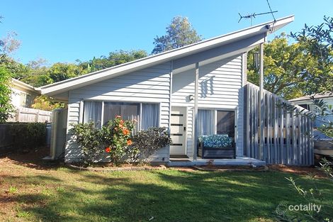 Property photo of 5 Welsby Street Coochiemudlo Island QLD 4184