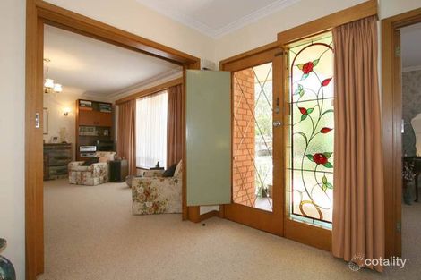 Property photo of 11 Roland Street Mount Waverley VIC 3149