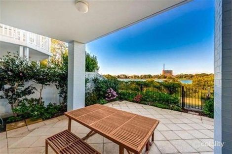 Property photo of 17 Jacaranda Drive Cabarita NSW 2137