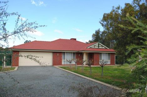 2 Riordan Ct, Toolamba, VIC 3614