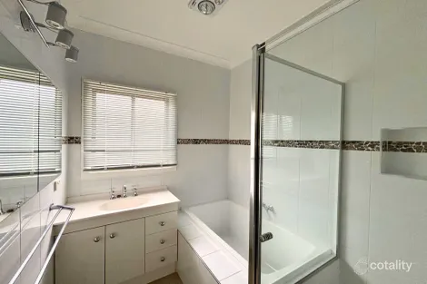 Property photo of 27 William Street Wodonga VIC 3690