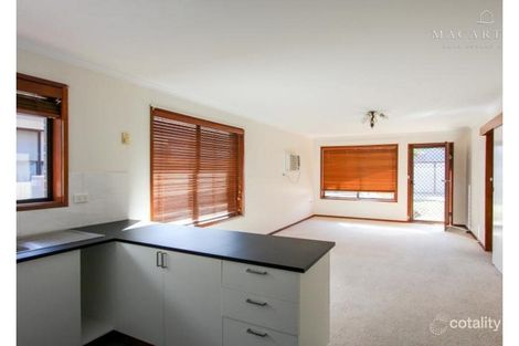 Property photo of 2/1 Lampe Avenue Wagga Wagga NSW 2650