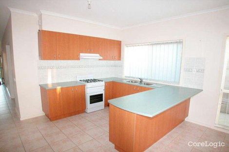 Property photo of 25 Cambridge Crescent Roxburgh Park VIC 3064