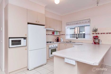 Property photo of 17 Brighton Place Craigieburn VIC 3064