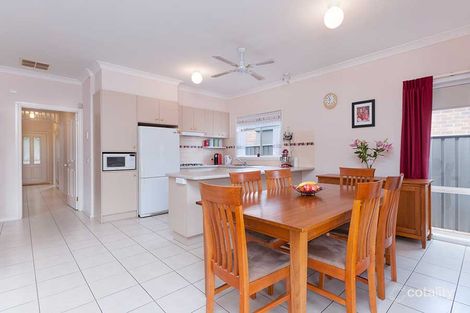 Property photo of 17 Brighton Place Craigieburn VIC 3064