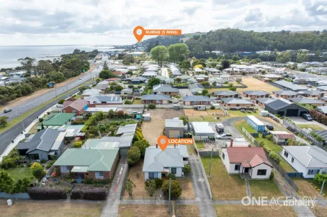 20 Falmouth St, Somerset, TAS 7322