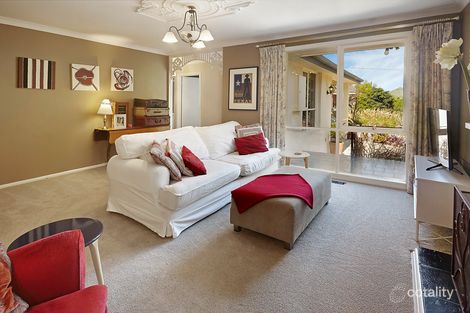 Property photo of 17 Norman Court Mount Waverley VIC 3149