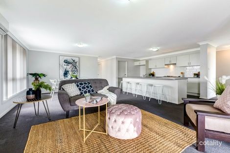 Property photo of 17 Stayard Drive Largs NSW 2320