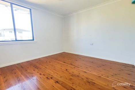 Property photo of 16 Frazer Avenue Lurnea NSW 2170