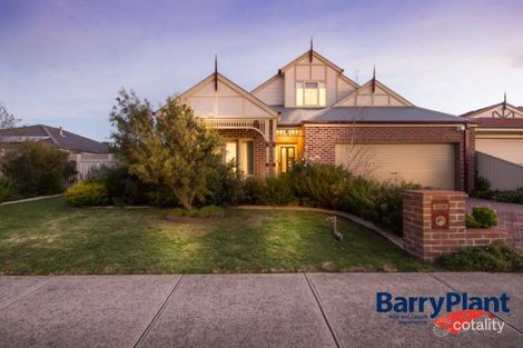 39 Gatehouse Pde, Cranbourne East, VIC 3977