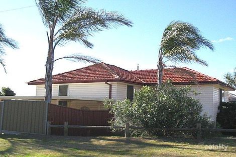 14 Tobruk Cres, Shortland, NSW 2307