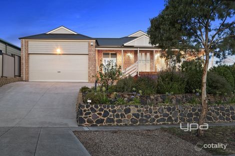 Property photo of 8 Earlington Crescent Sunbury VIC 3429