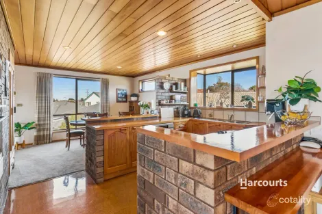 Property photo of 6 Longview Crescent Devonport TAS 7310