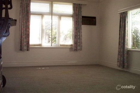 Property photo of 27 Gordon Avenue Kew VIC 3101