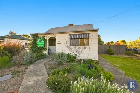 29 Warren St, Cootamundra, NSW 2590