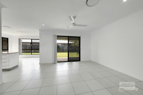 Property photo of 15 Nardoo Place Glen Eden QLD 4680