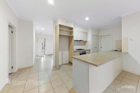 Property photo of 45 Lawson Way Caroline Springs VIC 3023