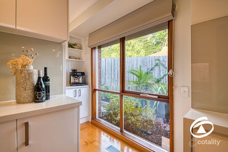Property photo of 2 Clover Close Berwick VIC 3806