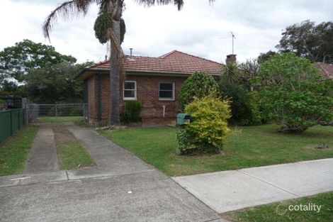 19 Kylie Pde, Punchbowl, NSW 2196