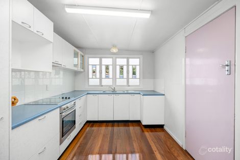 Property photo of 33 Justin Street Holland Park West QLD 4121