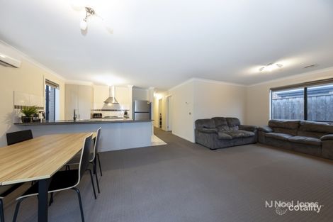 Property photo of 18 Carnegie Street Officer VIC 3809