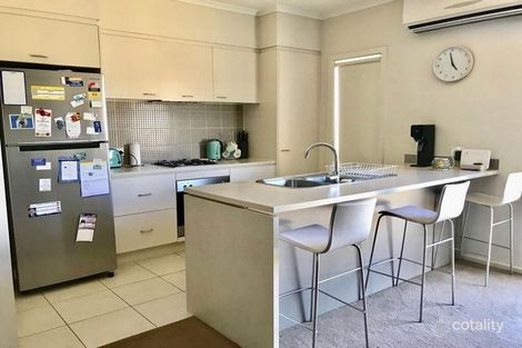 Property photo of 30 Callista Circuit Taylors Hill VIC 3037