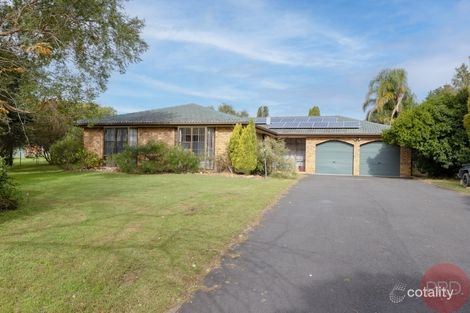 Property photo of 16 Freeman Drive Lochinvar NSW 2321