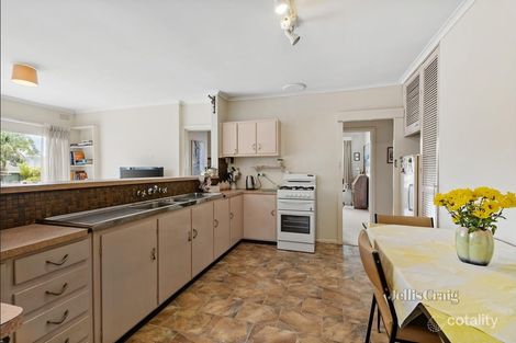 Property photo of 23 Lasiandra Avenue Nunawading VIC 3131