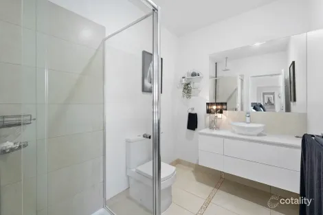 Property photo of 11 Carmody Street Burwood VIC 3125