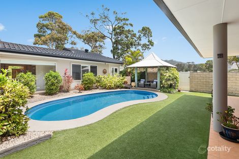 6 Gross Michel Rd, Korora, NSW 2450