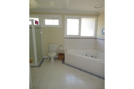 Property photo of 13 Kearney Avenue Altona VIC 3018