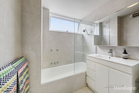 Property photo of 9/210-212 Domain Road South Yarra VIC 3141