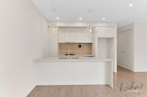 Property photo of 34 Latchford Drive Mickleham VIC 3064