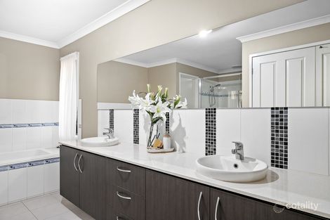 Property photo of 185 Dunnings Road Point Cook VIC 3030