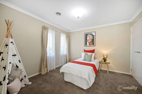 Property photo of 185 Dunnings Road Point Cook VIC 3030