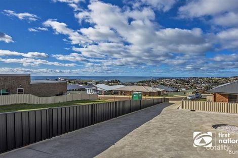 Property photo of 1/30 Lorrie Place Park Grove TAS 7320