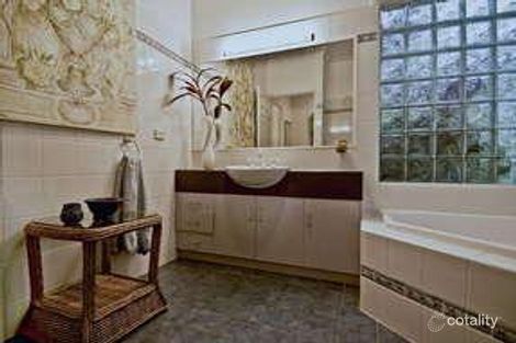 Property photo of 9 Turtle Close Clifton Beach QLD 4879