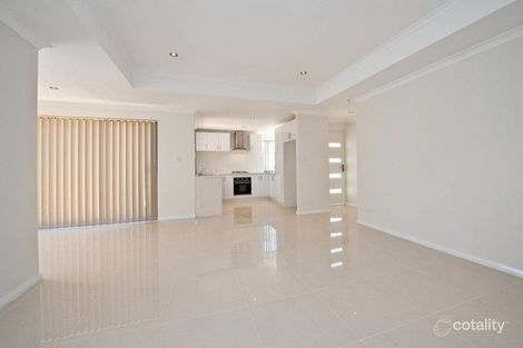 135c Wilmington Cres, Balga, WA 6061