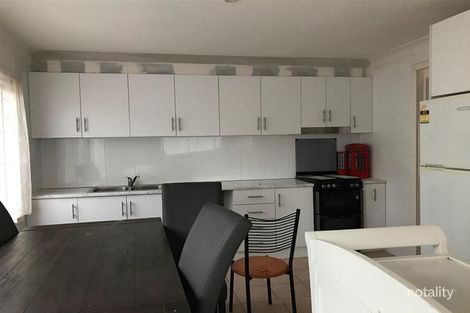 Property photo of 1/8 Aberdeen Avenue Greenvale VIC 3059