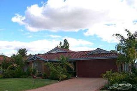 3 Norbertine Cl, Queens Park, WA 6107