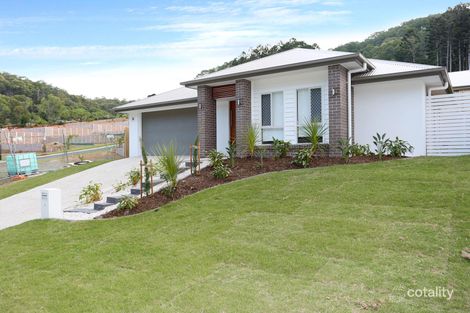 19 Hoop Pine Cct, Maudsland, QLD 4210