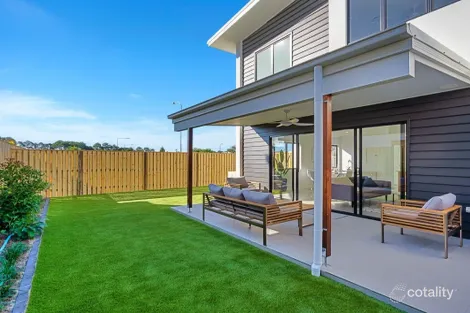 35 Sickle Ave, Hope Island, QLD 4212