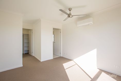 Property photo of 26 Mirinae Circuit Pimpama QLD 4209