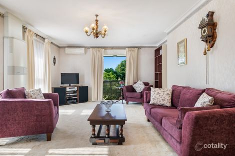 Property photo of 2 Mimosa Court Croydon South VIC 3136