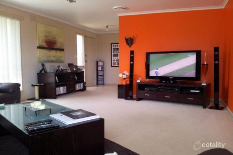 Property photo of 7 Libra Crescent Moe VIC 3825